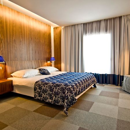 Hotel In Биоград-на-Мору Экстерьер фото