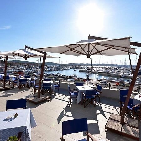 Hotel In Биоград-на-Мору Экстерьер фото