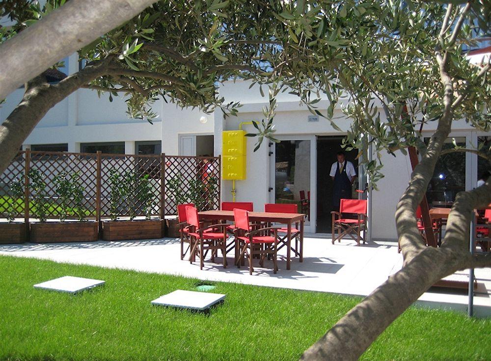 Hotel In Биоград-на-Мору Экстерьер фото