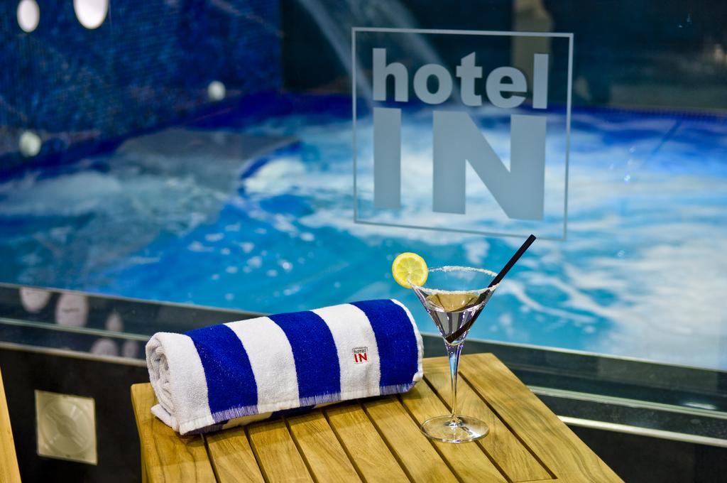Hotel In Биоград-на-Мору Экстерьер фото