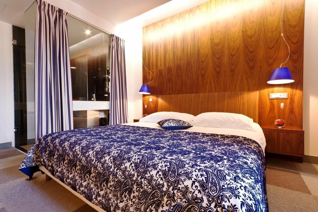Hotel In Биоград-на-Мору Экстерьер фото
